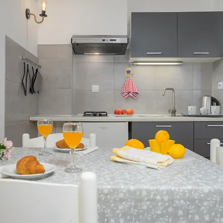 Apartment In Pula Mit Privatem Parkplatz *